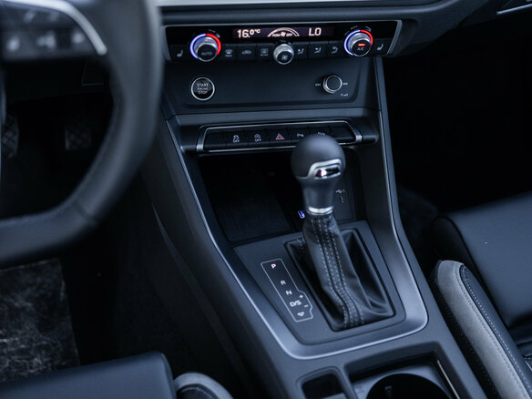 2026 Audi Q3 35 TFSI II (F3), серый, 3877000 рублей - вид 18