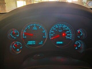 2011 Chevrolet Tahoe 6AT III, чёрный, 2250000 рублей, вид 4