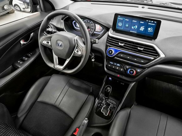 2024 Changan Alsvin, чёрный - вид 9