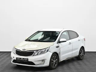 2014 Kia Rio III, белый, 389000 рублей, вид 3