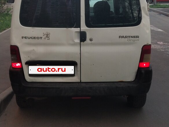 2010 Peugeot Partner, белый, 180000 рублей - вид 1