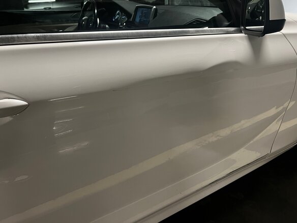 2011 BMW 6 серии 650i xDrive III (F06/F13/F12), белый, 1850000 рублей - вид 16