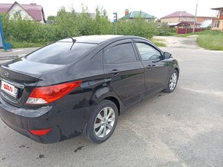 2012 Hyundai Solaris I, чёрный, 800000 рублей, вид 4