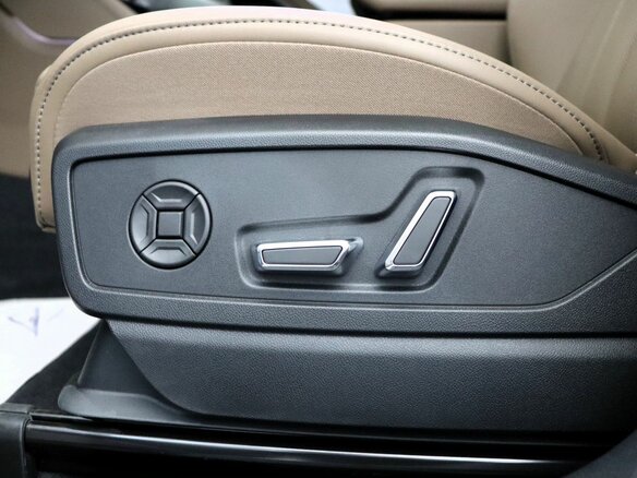 2026 Audi Q5 L III (GU), серый, 6990000 рублей - вид 12