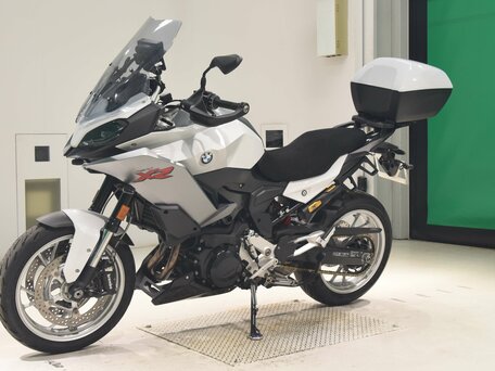 2022 BMW F 900 XR, серый, 900000 рублей, вид 2
