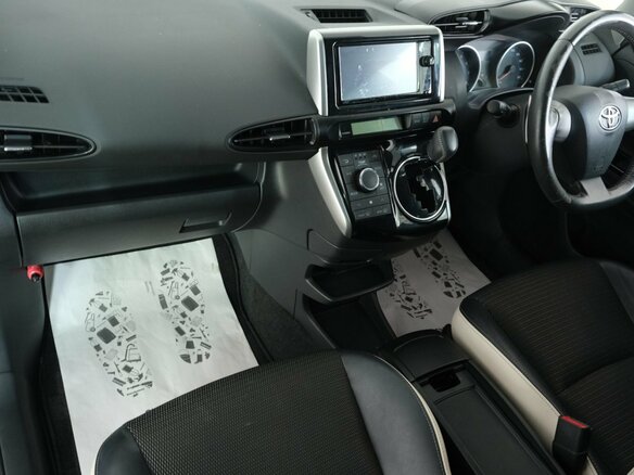 2014 Toyota Wish II Рестайлинг, чёрный, 1689000 рублей - вид 16