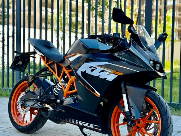 2014 KTM RC 200, чёрный, 200000 рублей - вид 1