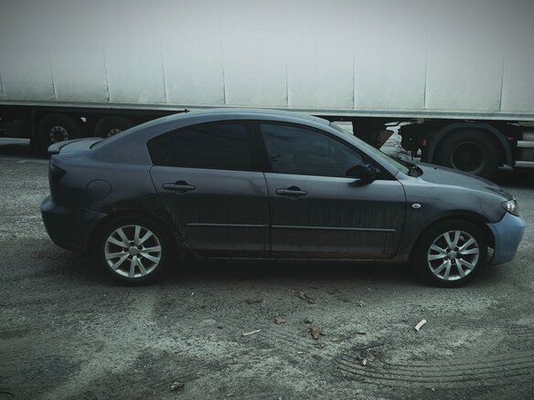 2006 Mazda 3 I (BK), серый, 325000 рублей - вид 2