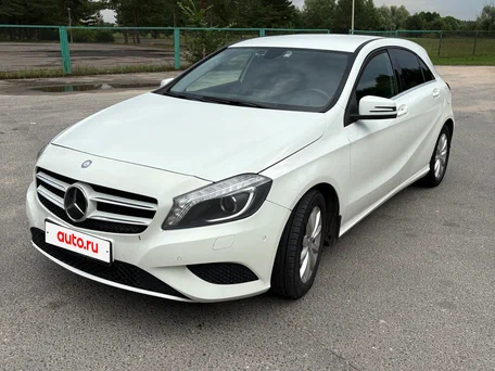 2013 Mercedes-Benz A-Класс 180 III (W176), белый, 1350000 рублей, вид 1