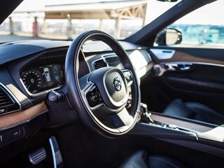 2018 Volvo XC90 II, чёрный, 4599999 рублей, вид 4