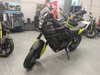2026 QJMotor SVT 650 X, зелёный, 729000 рублей, вид 1