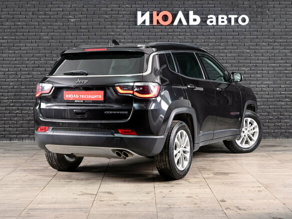 2021 Jeep Compass II Рестайлинг, чёрный, 2390000 рублей - вид 4