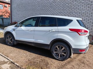 2014 Ford Kuga II, белый, 1200000 рублей, вид 4