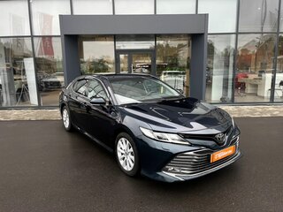 2018 Toyota Camry VIII (XV70), синий, 1980000 рублей, вид 3