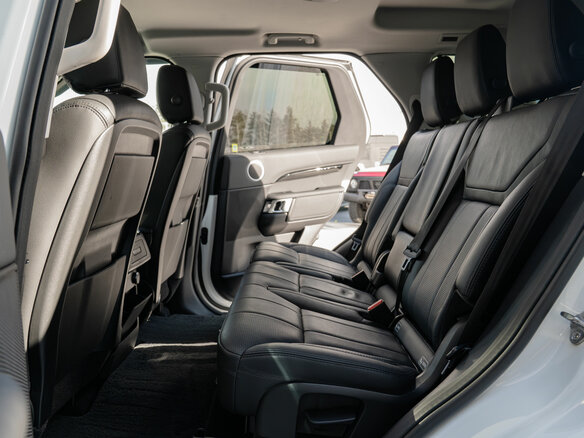 2018 Land Rover Discovery V, белый, 3830000 рублей - вид 22