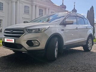 2019 Ford Kuga II Рестайлинг, серебристый, 1399999 рублей, вид 1