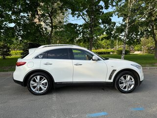 2012 Infiniti FX30d II (S51) Рестайлинг, белый, 1799000 рублей, вид 5