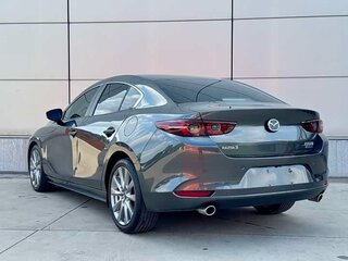 2023 Mazda 3 Axela IV (BP), серый, 1580000 рублей, вид 4