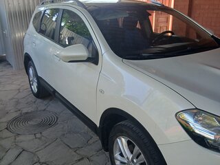 2013 Nissan Qashqai+2 I Рестайлинг, белый, 1325000 рублей, вид 4