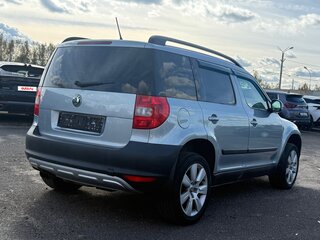 2012 Skoda Yeti I, серый, 1049999 рублей, вид 4