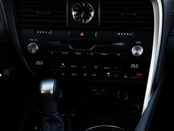 2019 Lexus RX 300 IV Рестайлинг, синий, 4546000 рублей - вид 16