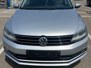 2015 Volkswagen Jetta VI Рестайлинг, серебристый, 1200000 рублей, вид 2