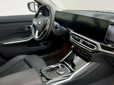 2023 BMW 3 серии 318d VII (G2x) Рестайлинг, чёрный, 4134000 рублей, вид 5