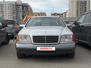 1992 Mercedes-Benz S-Класс 300 III (W140), серебристый, 1400000 рублей, вид 2