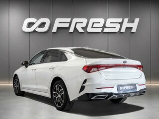 2021 Kia K5 III, белый, 2590000 рублей, вид 2