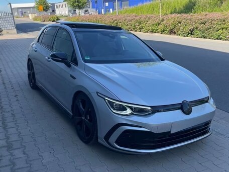2022 Volkswagen Golf VIII, серебристый, 2790000 рублей, вид 3