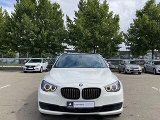 2014 BMW 5 серии Gran Turismo 535i xDrive VI (F10/F11/F07) Рестайлинг, белый, 2000000 рублей, вид 2