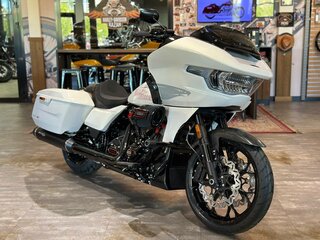 2024 Harley-Davidson CVO Road Glide ST, бежевый, 4900000 рублей, вид 5