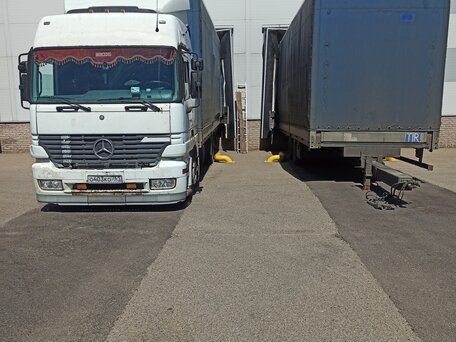 2003 Mercedes-Benz Actros, белый, 2100000 рублей, вид 1