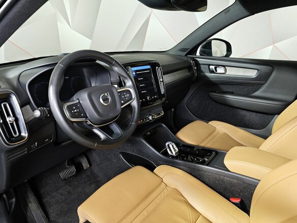 2021 Volvo XC40 I, синий, 3500000 рублей - вид 18
