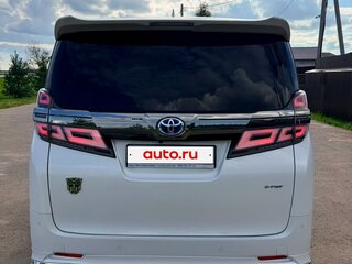 2019 Toyota Vellfire II Рестайлинг, белый, 4700000 рублей, вид 3