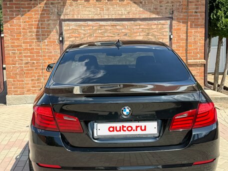 2010 BMW 5 серии 523i VI (F10/F11/F07), чёрный, 1370000 рублей, вид 3