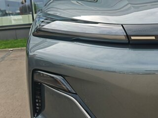 2026 Geely EX5 Гибрид EM-i, серый, 3829990 рублей, вид 3
