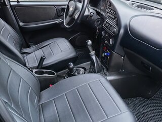 2011 Chevrolet Niva I Рестайлинг, чёрный, 350000 рублей, вид 4
