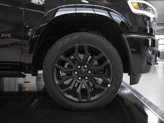2026 Ram 1500 Crew Cab eTorque V Рестайлинг, чёрный, 13124770 рублей, вид 4