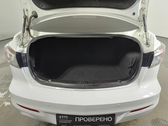 2012 Mazda 3 II (BL) Рестайлинг, белый, 885000 рублей - вид 9