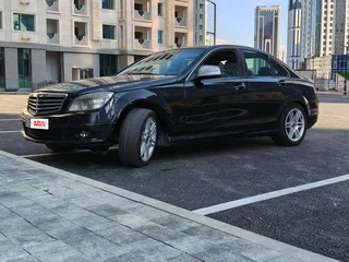 2007 Mercedes-Benz C-Класс 200 III (W204), чёрный, 590000 рублей, вид 1