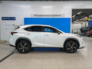 2021 Lexus NX 200 I Рестайлинг, белый, 4090000 рублей, вид 3