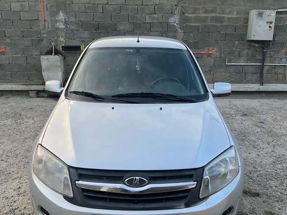2013 Lada (ВАЗ) Granta I, серебристый, 450000 рублей - вид 3