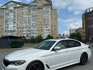 2020 BMW 5 серии 520d VII (G30/G31/G38) Рестайлинг, белый, 3650000 рублей, вид 4