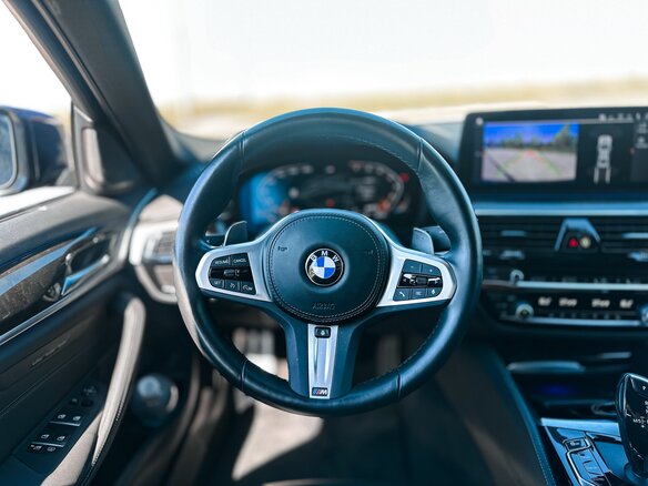 2023 BMW 5 серии 530i xDrive VII (G30/G31/G38) Рестайлинг, чёрный, 4500000 рублей - вид 20