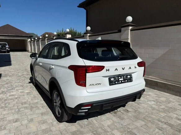2025 Haval Jolion I Рестайлинг, белый, 2100000 рублей - вид 4