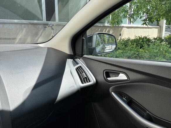 2011 Ford Focus III, чёрный, 600000 рублей - вид 12