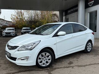 2015 Hyundai Solaris I Рестайлинг, белый, 1085000 рублей, вид 1
