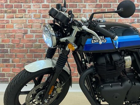 2025 Royal Enfield Continental GT, синий, 741000 рублей, вид 4
