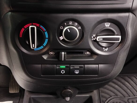 2024 Lada (ВАЗ) Granta Drive Active I Рестайлинг, серый, 1206000 рублей - вид 16